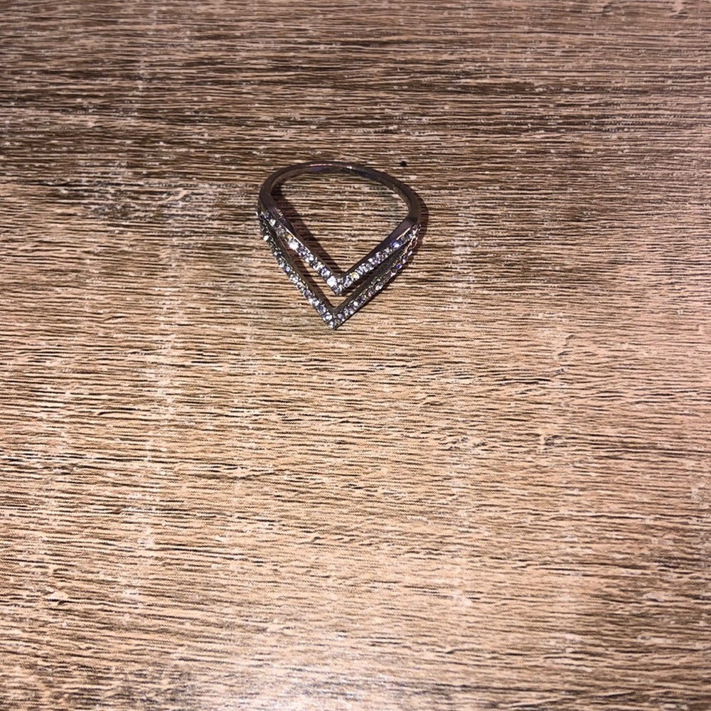 Silver Ring w Jewels